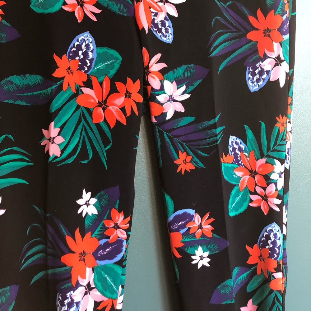 Tropical floral crop dress pants